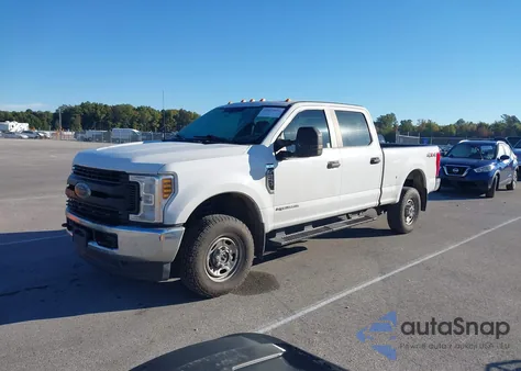2019 Ford F-250 Xl z USA, uszkodzony, nr VIN 1FT7W2BT3KED53595